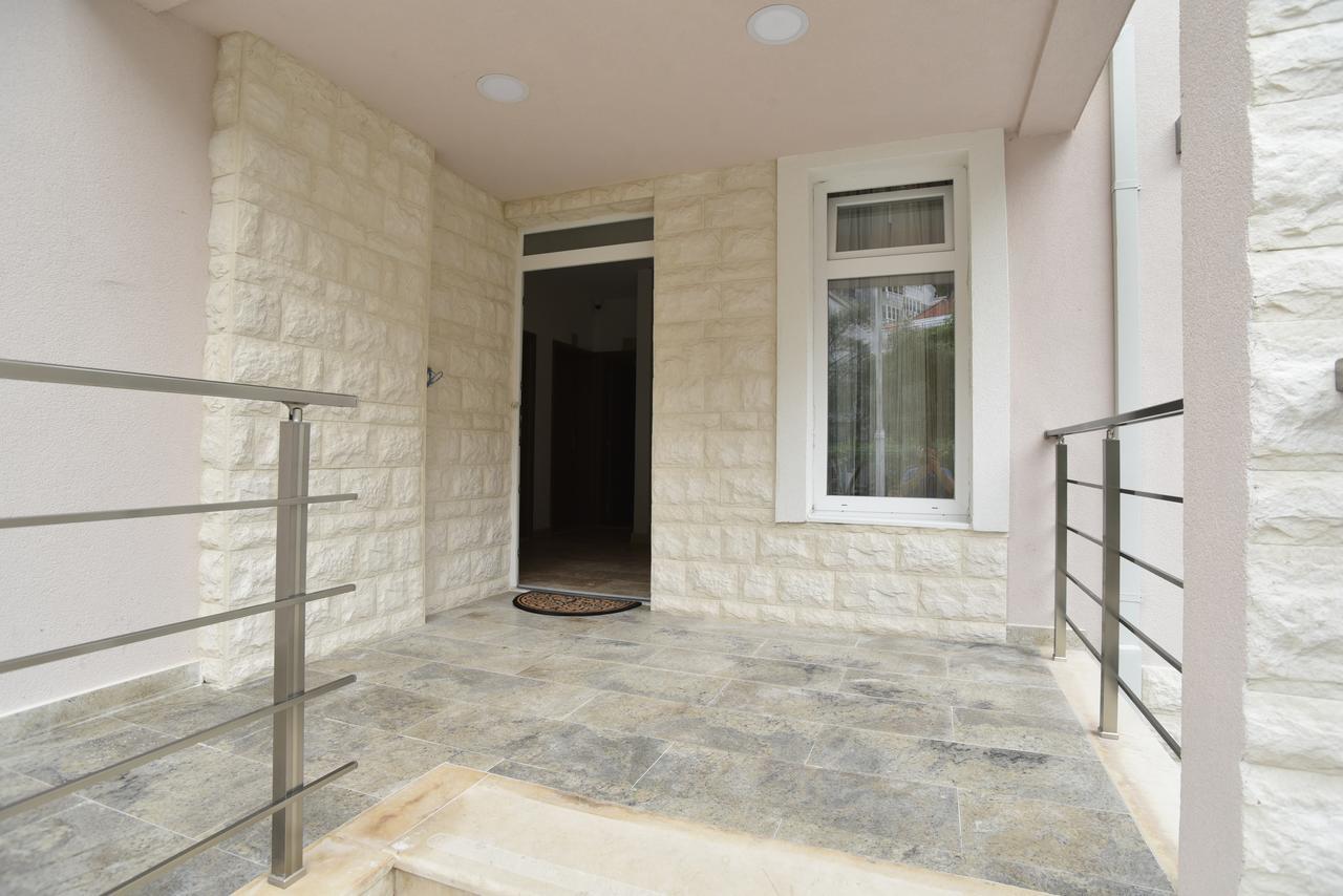 Apartment L Palace Budva Exterior foto